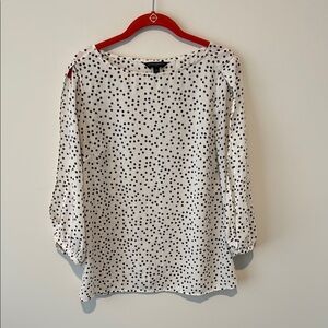 Banana Republic Factory Black and White 3/4 Sleeve Relaxed Blouse